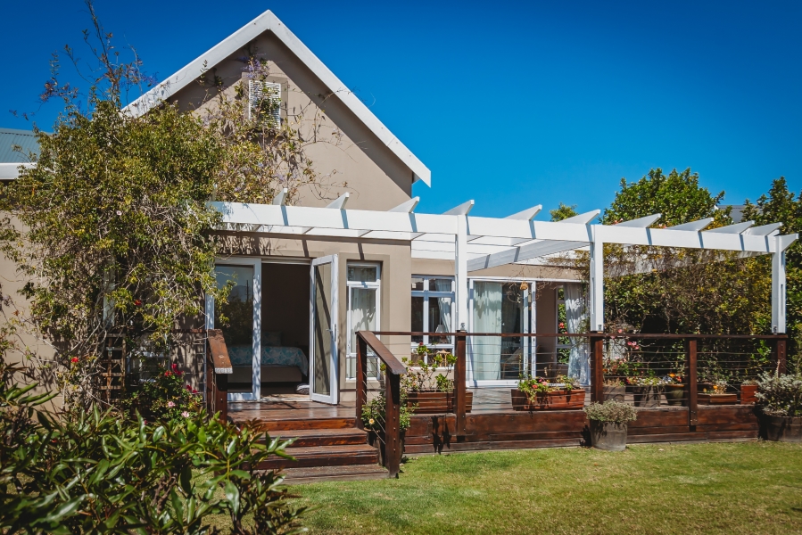 3 Bedroom Property for Sale in Kraaibosch Country Estate Western Cape